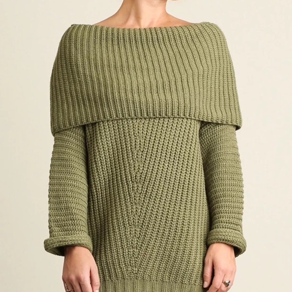 Umgee Off Shoulder Cowl Neck Tunic Sweater Dress. - Picture 2 of 2